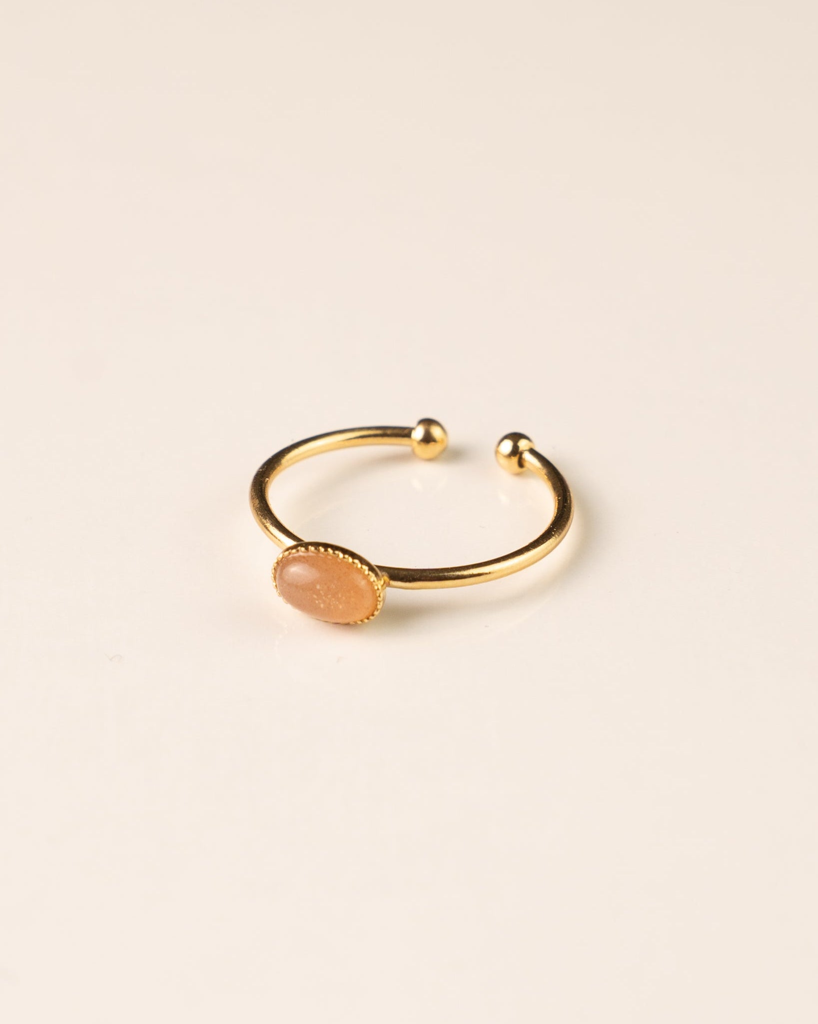 Bague minimaliste pour femme plaqué or ajustable anneau fin et pierre de soleil naturelle