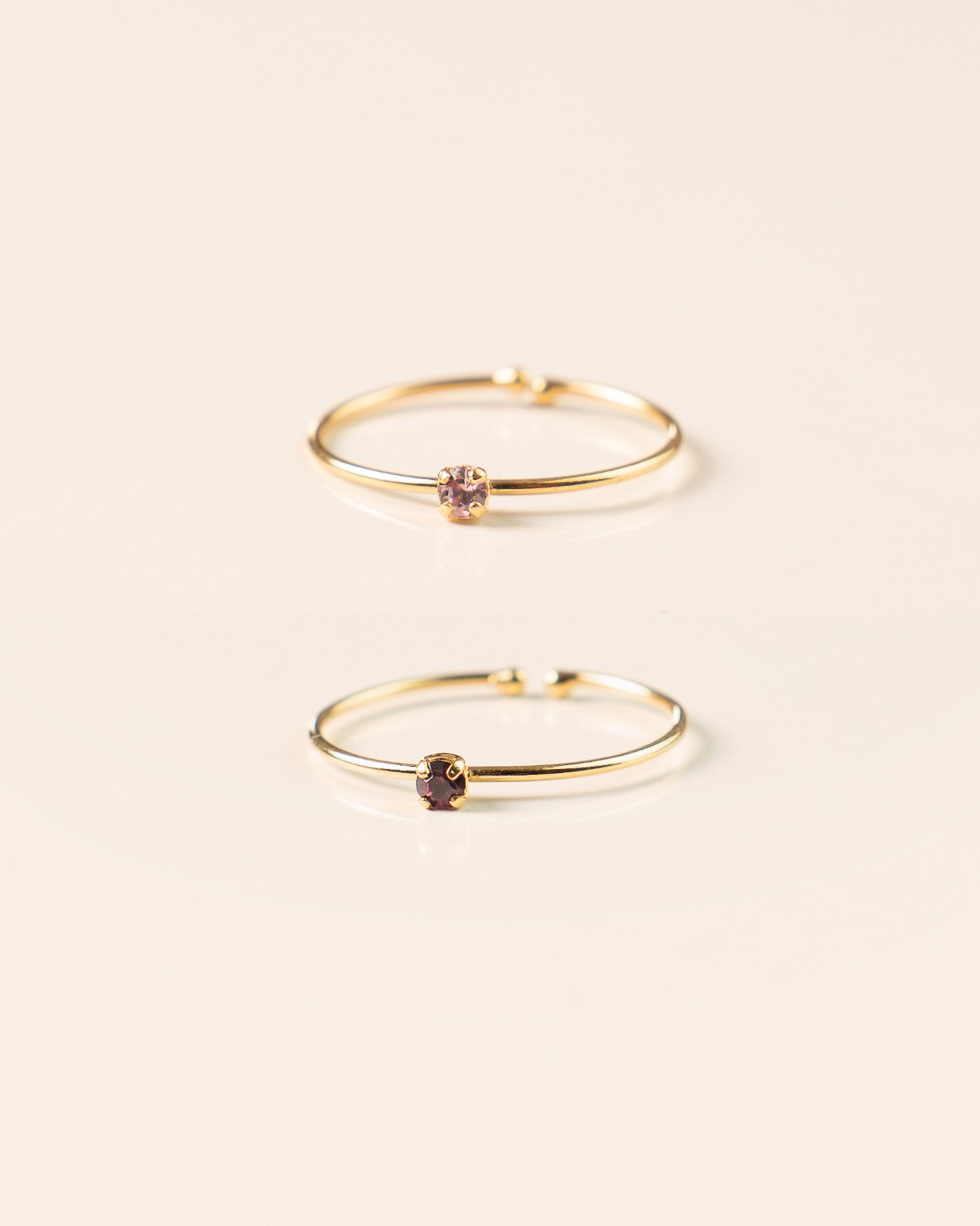 Duo de bagues pour femme minimaliste plaqué or ajustable anneau fin serti de cristaux/strass violets