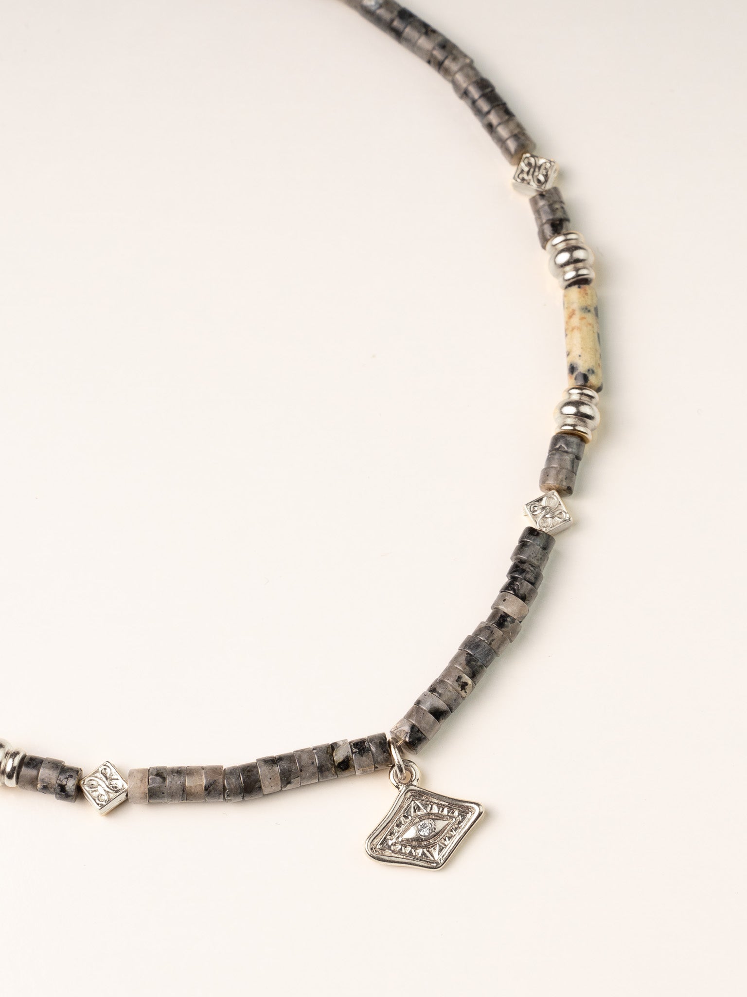 Collier Amaya