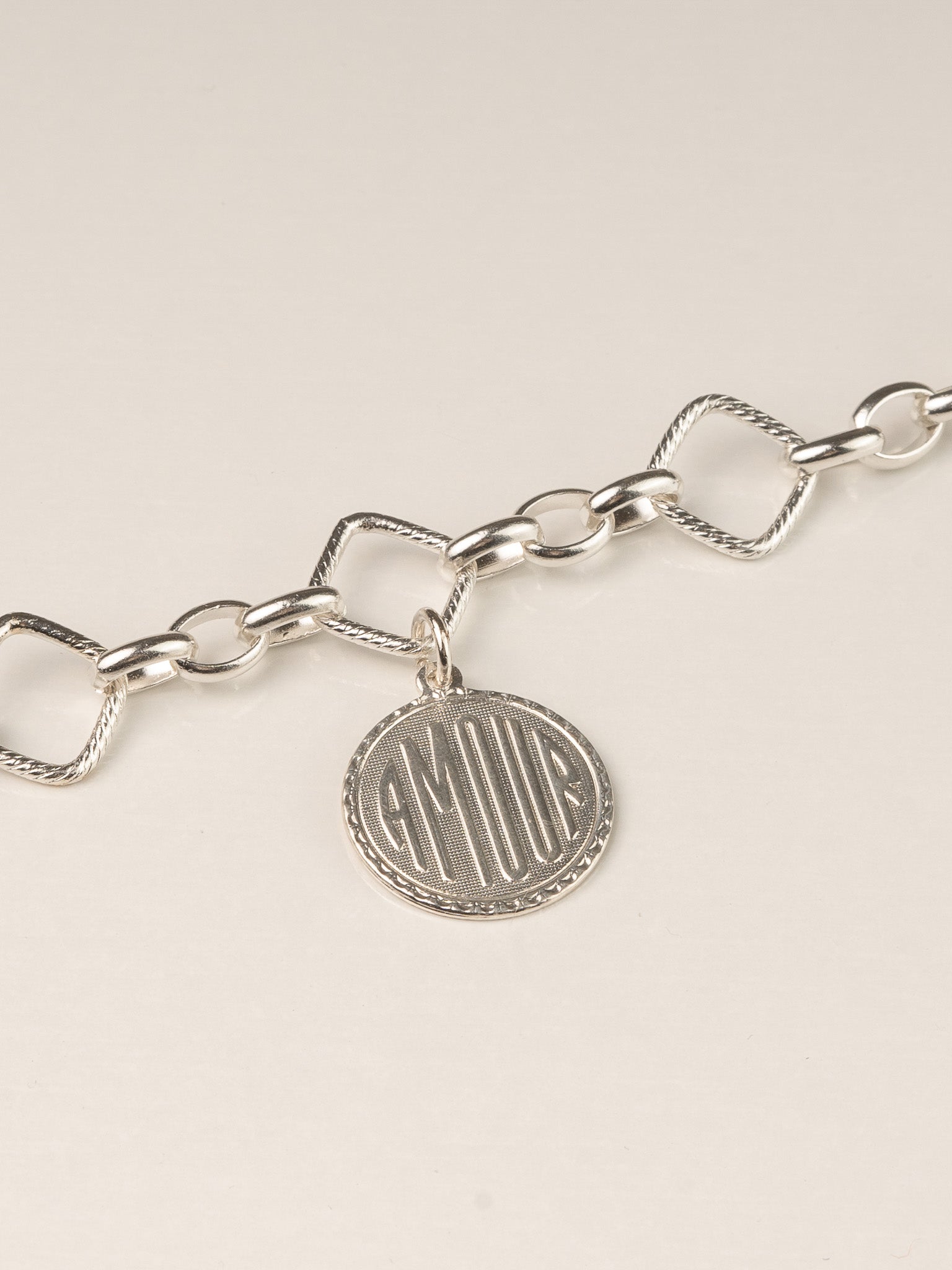 Bracelet Miley - Médaille Amour