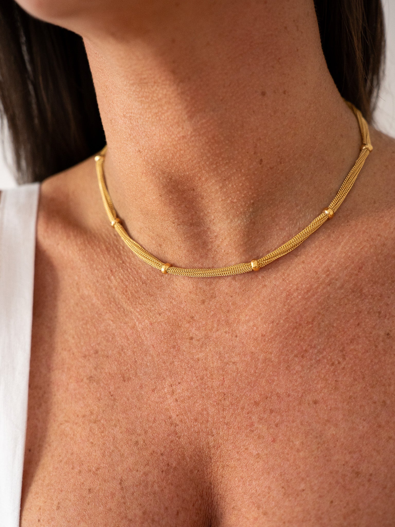 Collier Sarah